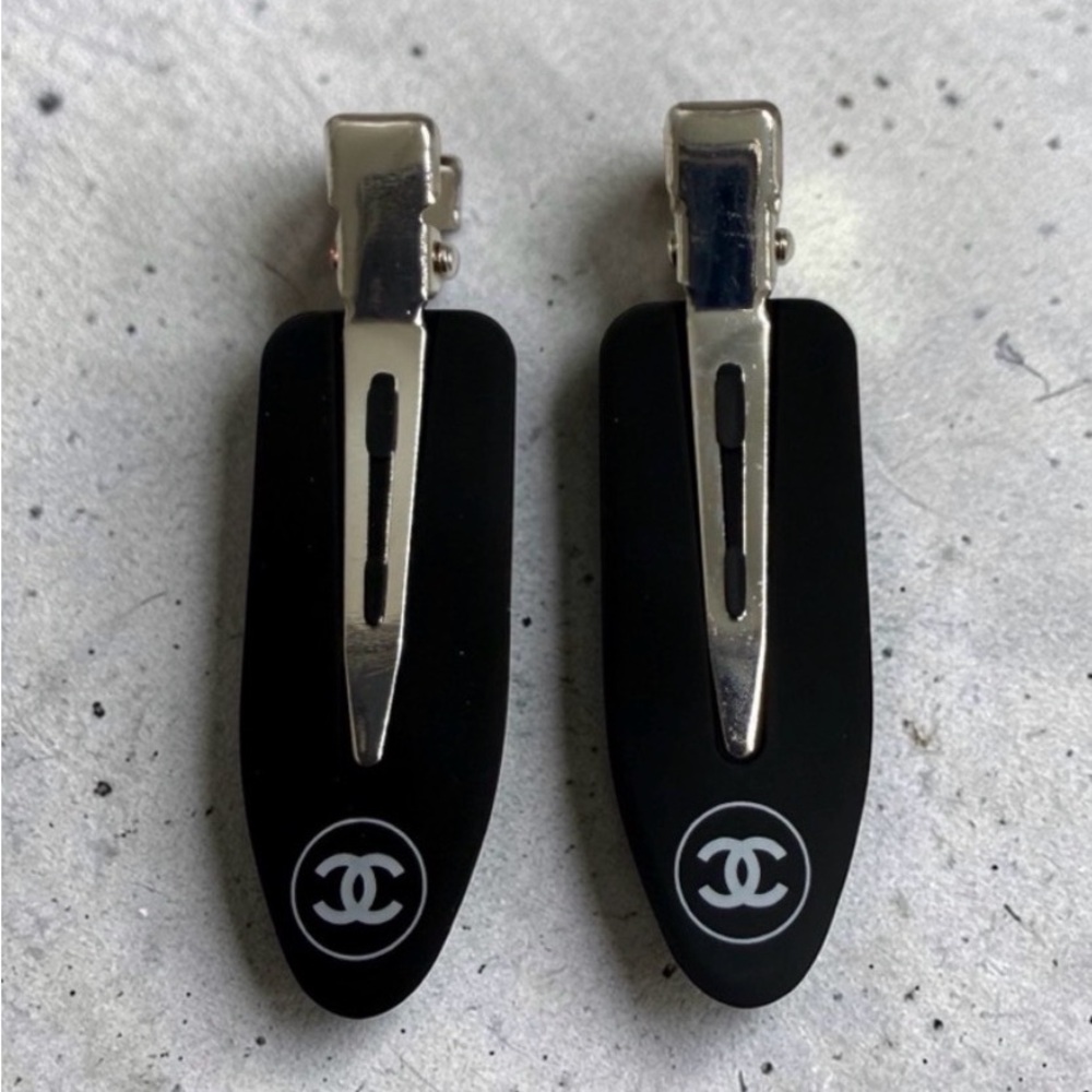 CHANEL Black and White CC Logo Hair Clips - Pair